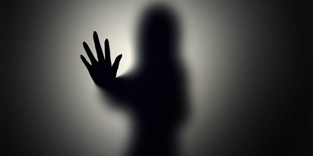 AUME – Invisible Visitor